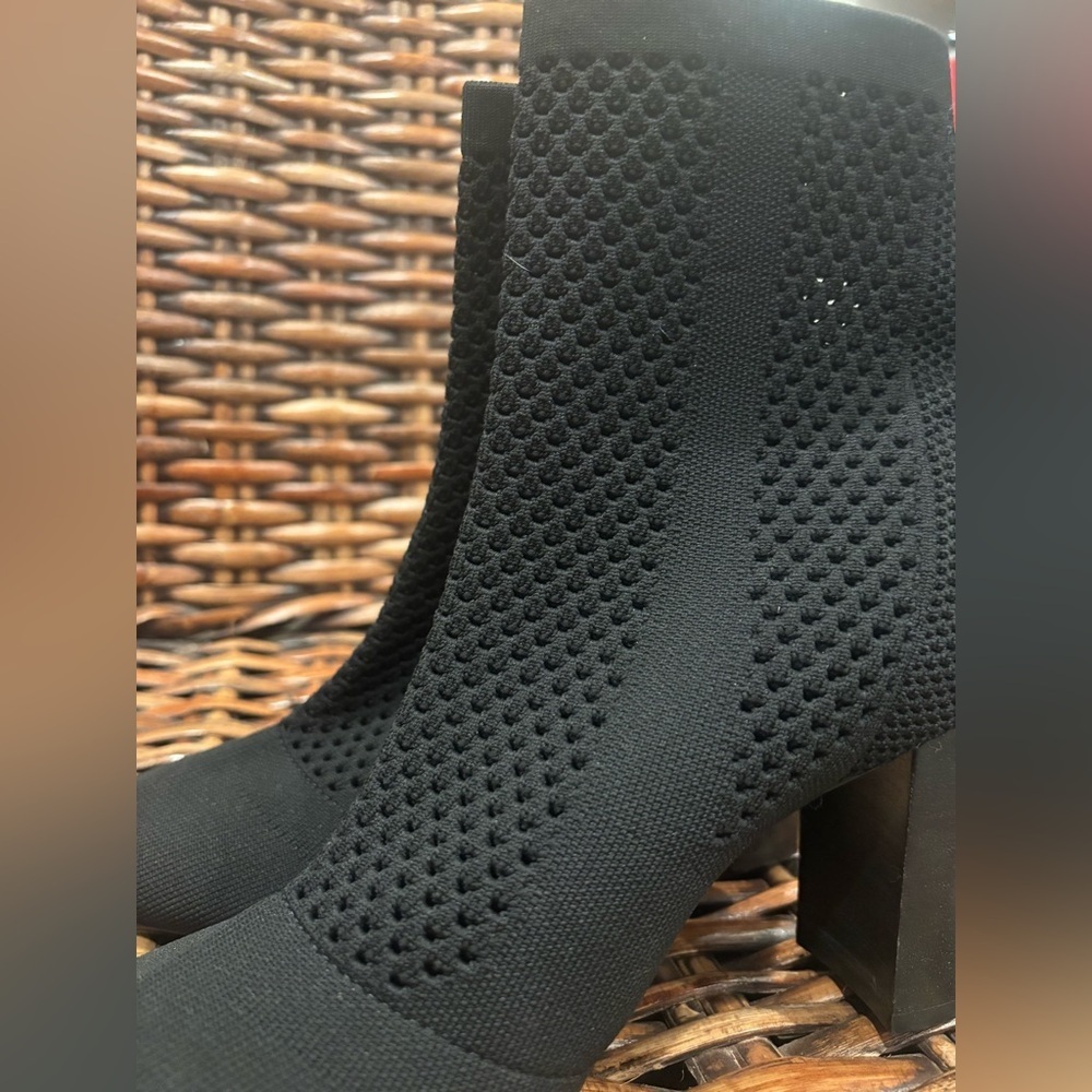 Charles By Charles David black mesh banker bootie heels shoe size 8.5. - Picture 8 of 16